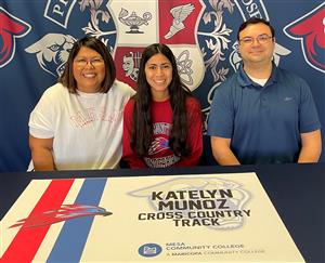 Katelyn Munoz Signing Day Feb. 2024